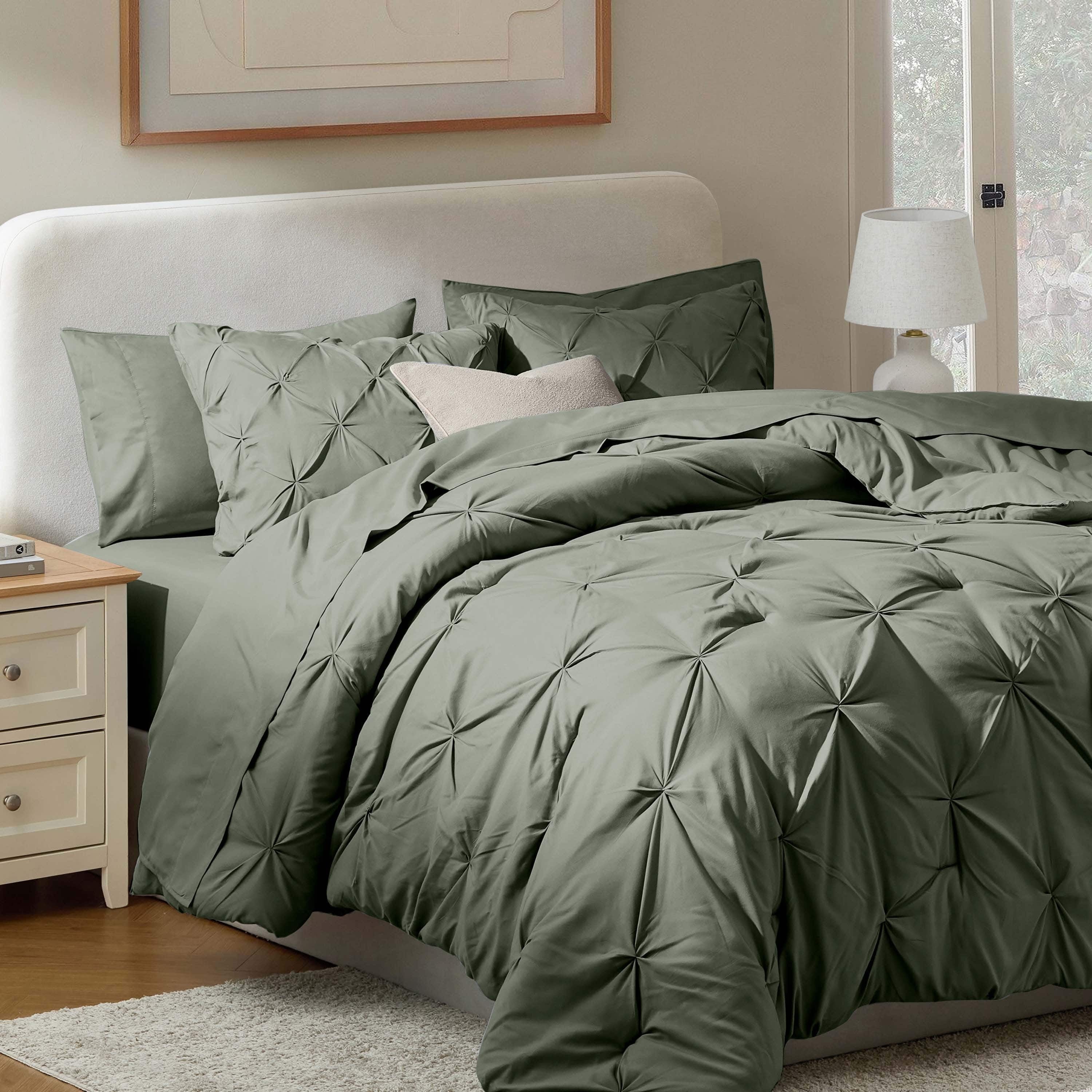 Virtu Queen Comforter Set, 7pc Bed in a Bag, Pleated Bedding Comforter Sets Queen, Gray/Silver