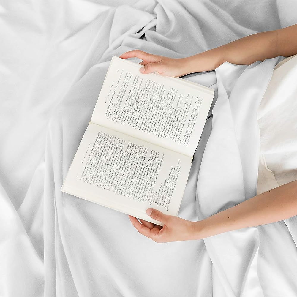 CGK Linens 4-Piece Ultra Soft & Comfy Hotel Luxury Sheet Set - Queen Size Cooling Bed Sheet Fits 8"-16" Mattresses, White